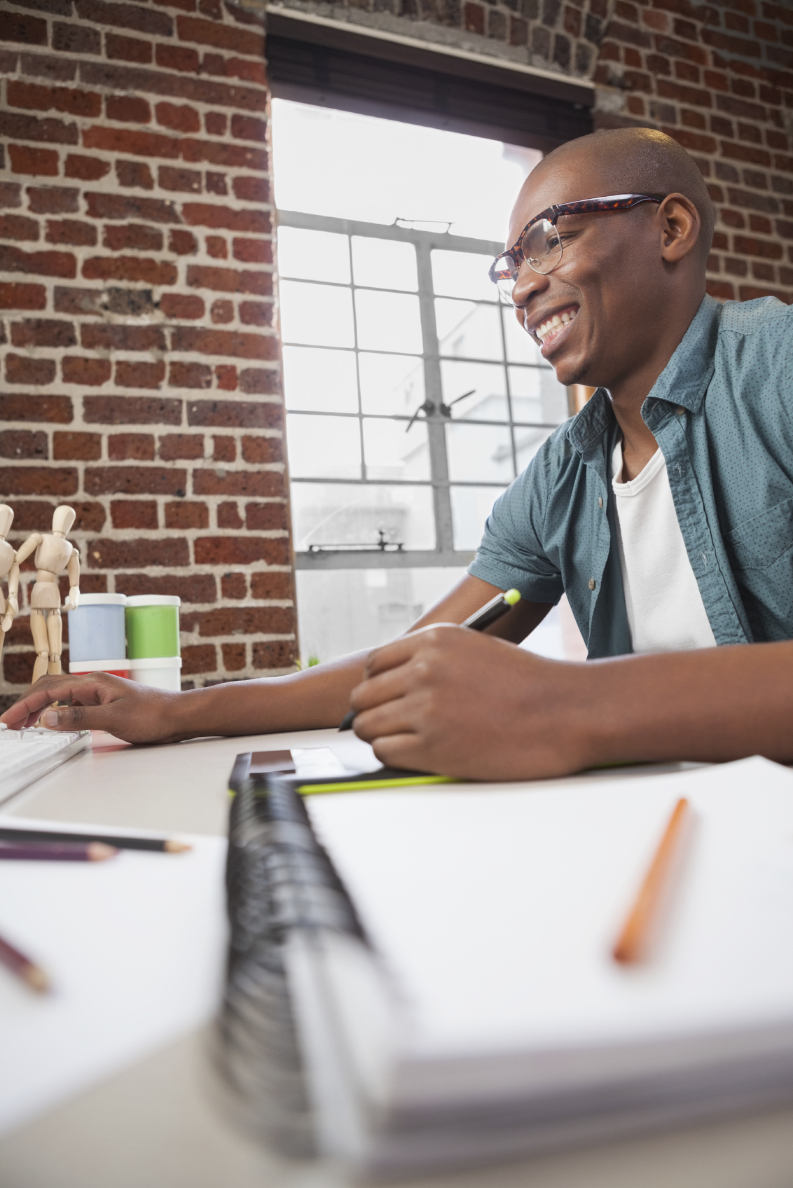 Organizations That Help Veterans Pursue Artistic Careers